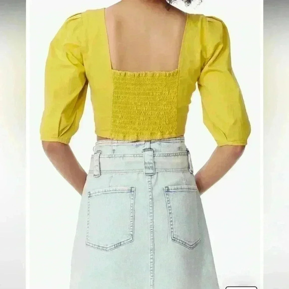 NWT PUFF SLEEVE DENIM CROP TOP - Picture 2 of 5